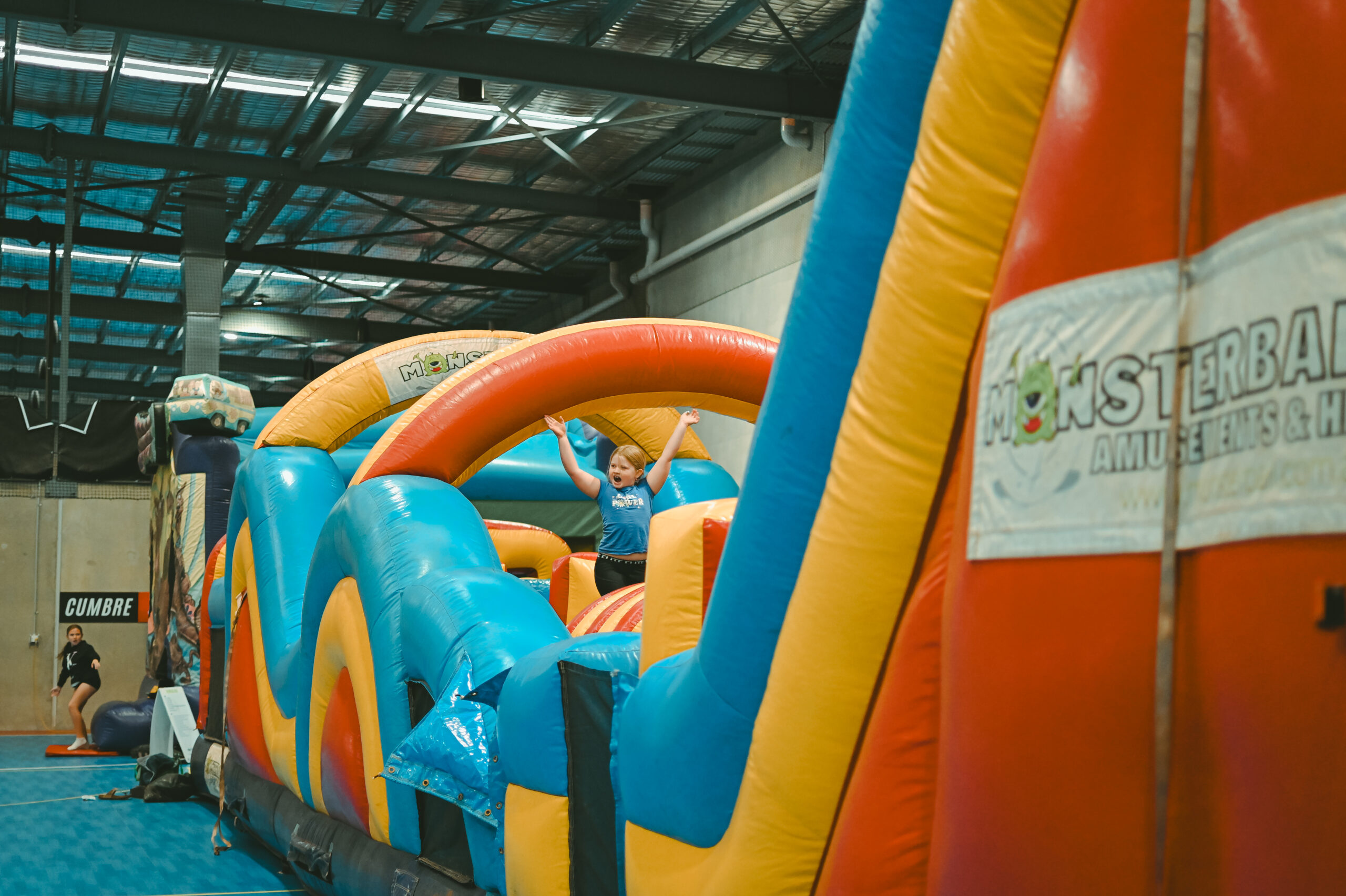 play-zone-cumbre-sports-facility